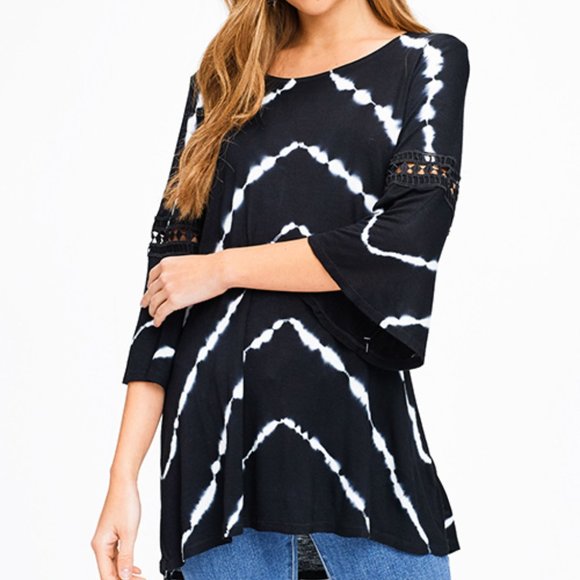 Lapis Tie Dye Crochet Trim Tunic Top - Picture 4 of 7